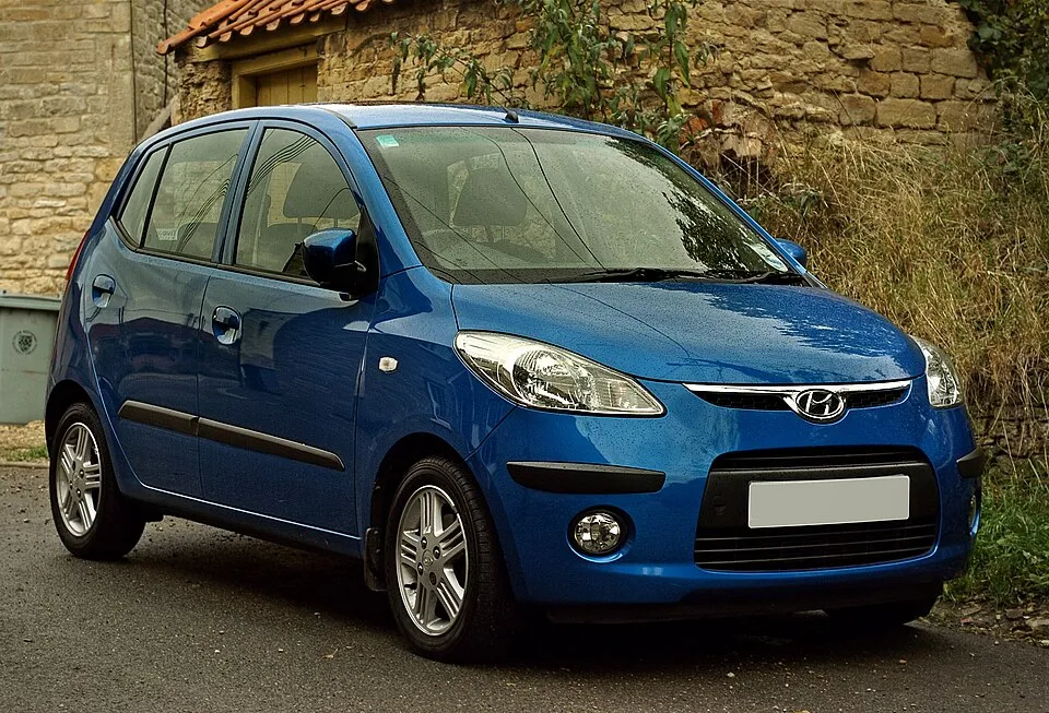 Thuê Hyundai Grand i10 tự lái 2023