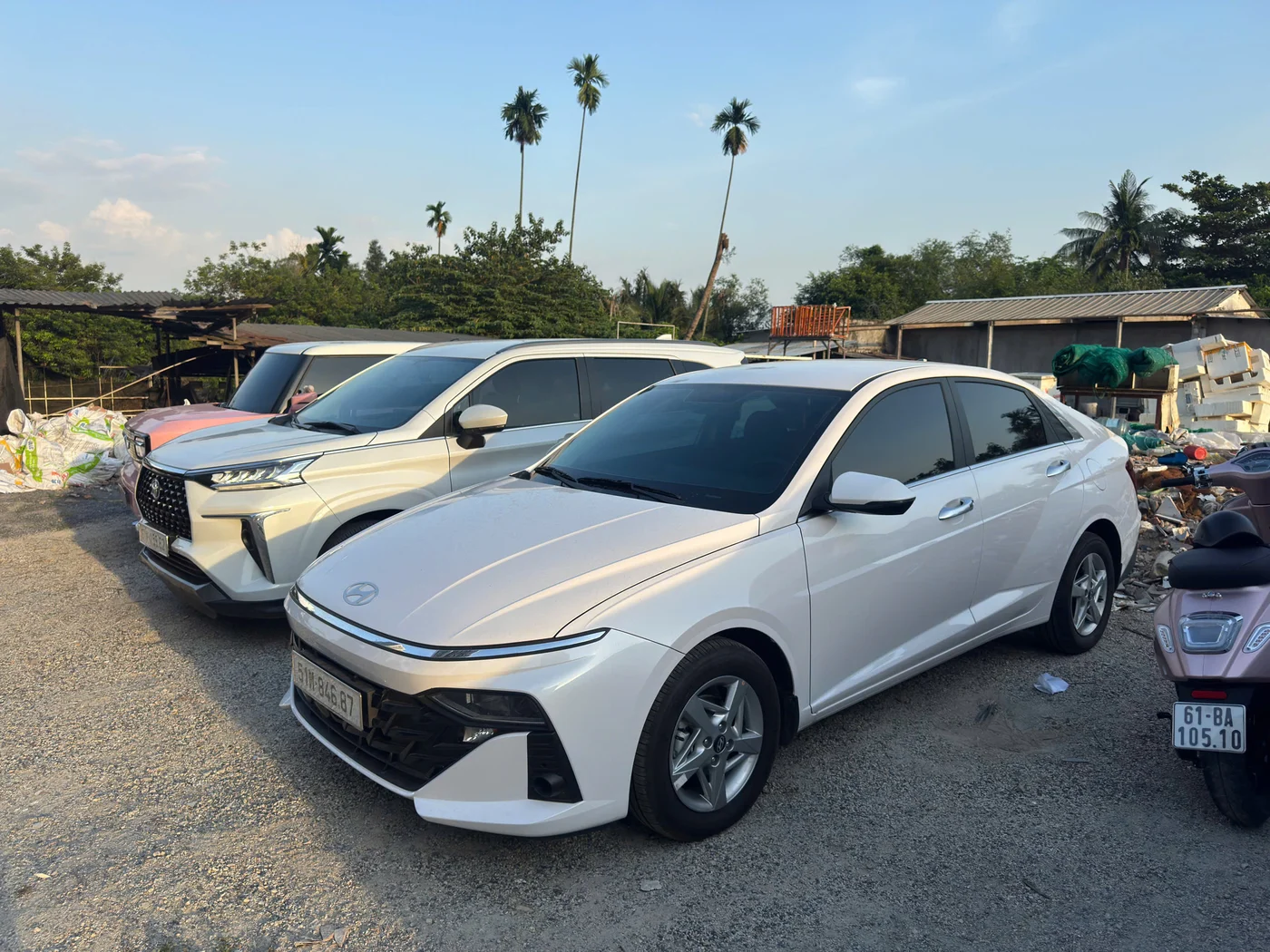 Hyundai Accent - ảnh 3