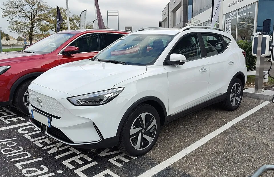Thuê MG ZS tự lái 2022