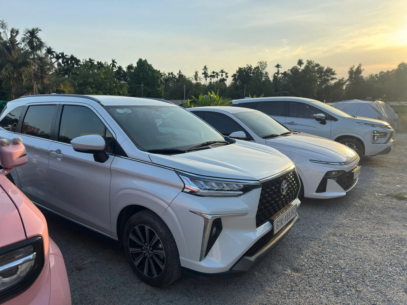 Toyota Veloz Cross - ảnh 5