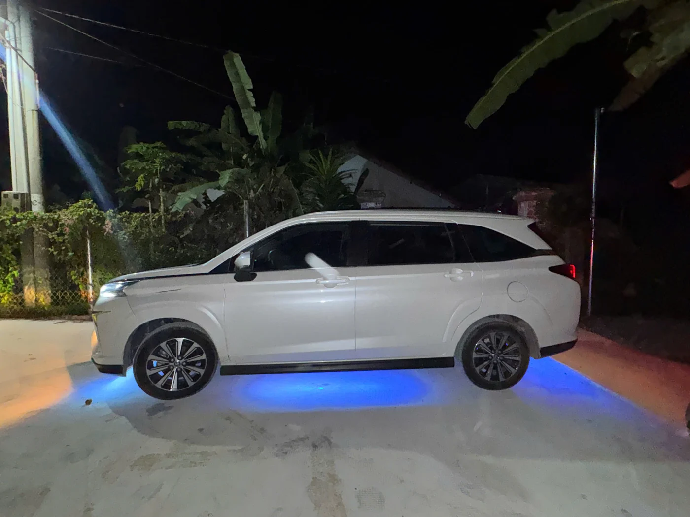 Toyota Veloz Cross - ảnh 8